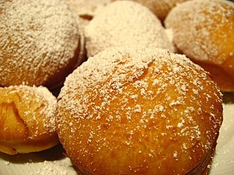 beignets with powdered sugar